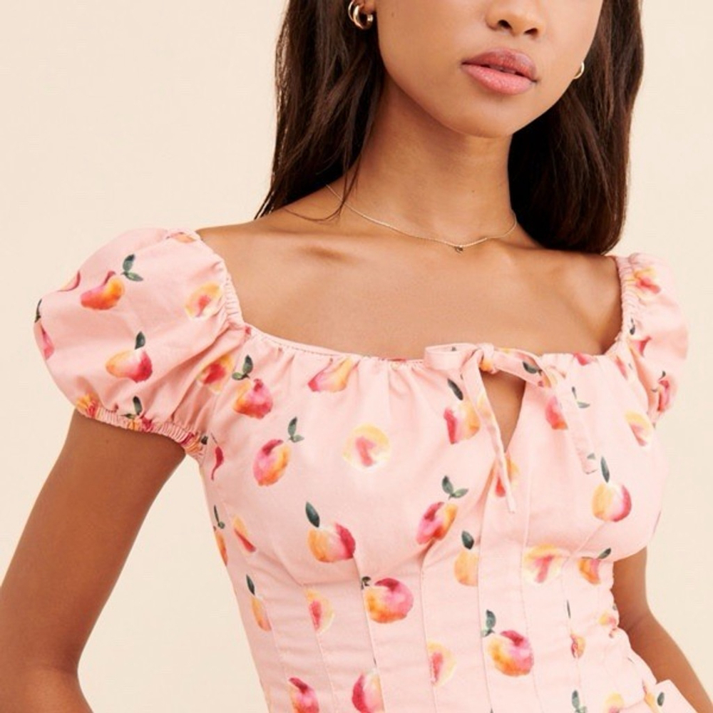 Finders Keepers Tutti Frutti‎ Peaches Crop Top Size 6/M $125